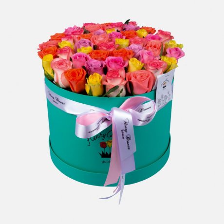 Букет из разноцветных роз в коробке тиффани S