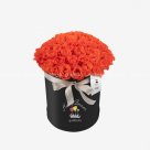 35 оранжевых роз в коробке "Медина в черном"
