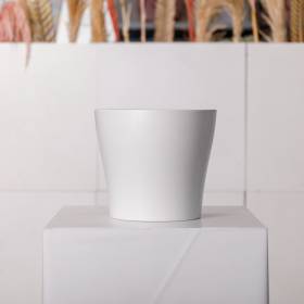 Керамическое белое кашпо 17 см