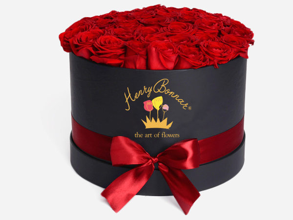 Коробка с розами "Red Paris Big" Коробка с розами "Red Paris Big"